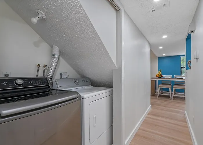 Holiday home Gorgeous Townhouse One Block Away To Beaches! Clearwater Beach