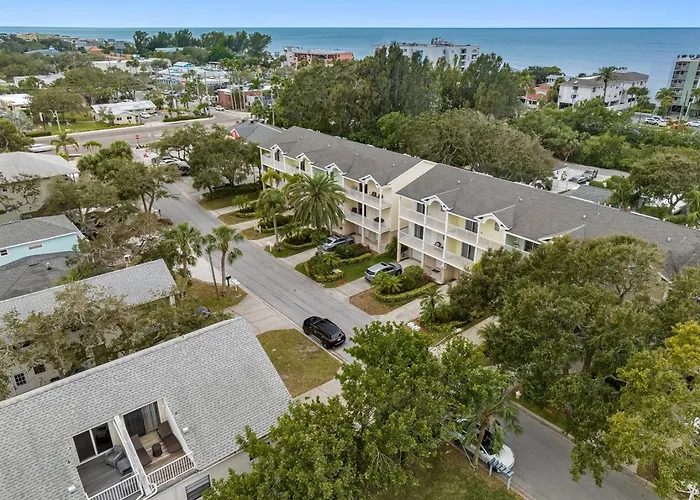 Сasa de vacaciones Gorgeous Townhouse One Block Away To Beaches! *