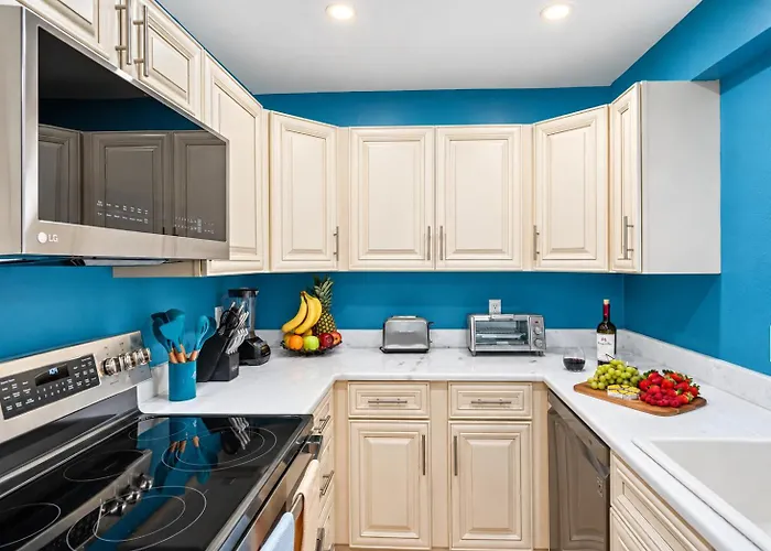 Holiday home Gorgeous Townhouse One Block Away To Beaches! Clearwater Beach