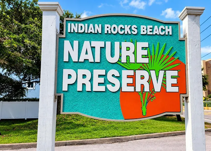 Gorgeous Townhouse One Block Away To Beaches! Clearwater Beach